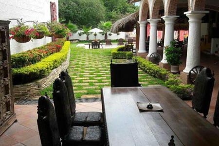 Hotel Santa Barbara Colonial Santa Fe de Antioquia Exterior photo