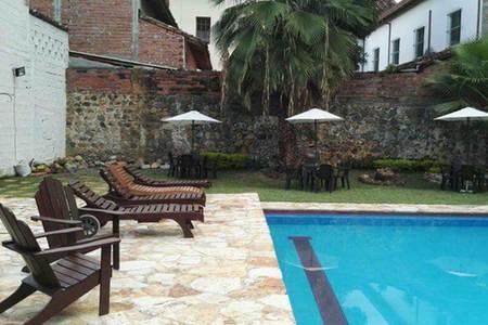 Hotel Santa Barbara Colonial Santa Fe de Antioquia Exterior photo